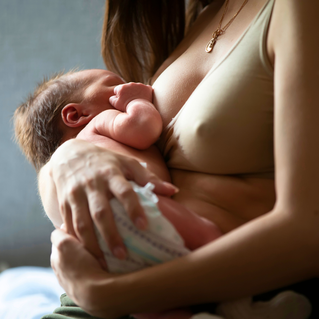 Breastfeeding vs. bottle-feeding babies: What parents should know.